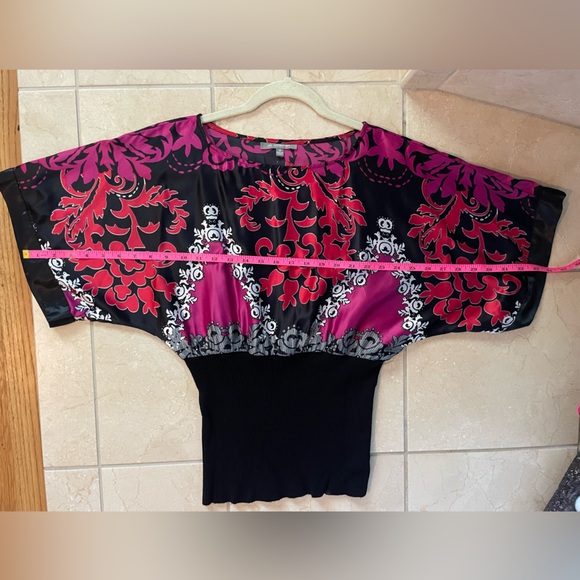 NY Collection Pink and Black Floral Blouse with Fitted Waist - Picture 6 of 9